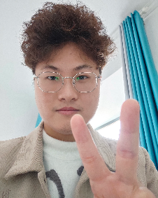 控鹤辰宇